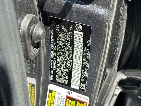 Used 2025 Lexus ES 350 w/ Premium Package FWD image 34