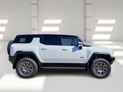 New 2025 GMC Hummer EV 3X w/ LPO, Sport Package image 4