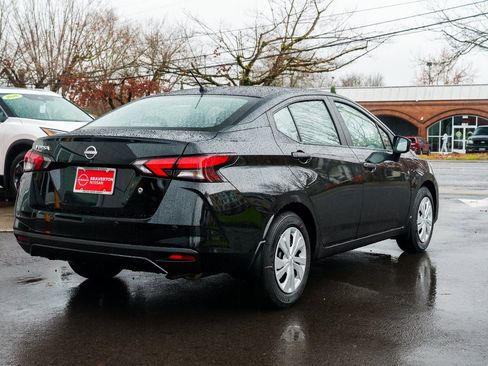 New 2025 Nissan Versa S image 6