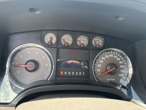 Used 2010 Ford F150 XL RWD image 11