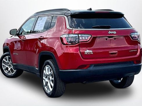 Used 2025 Jeep Compass Limited AWD/4WD image 5
