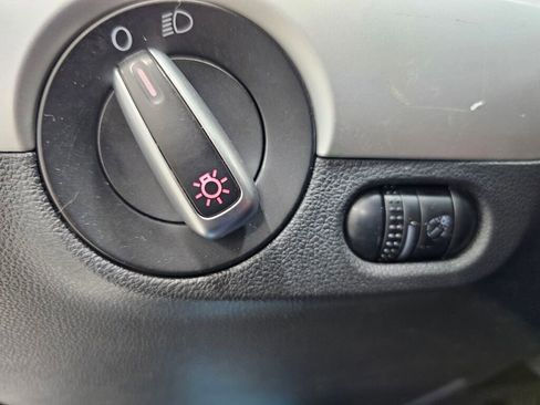 Used 2011 Volkswagen Jetta TDI image 27