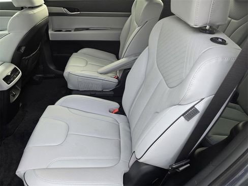 Used 2024 Hyundai Palisade SEL image 12