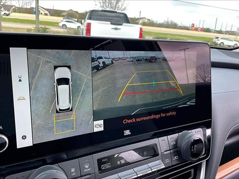 Used 2026 Toyota Grand Highlander Limited image 27