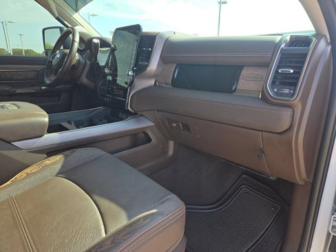 Used 2026 RAM 3500 Longhorn AWD/4WD image 29
