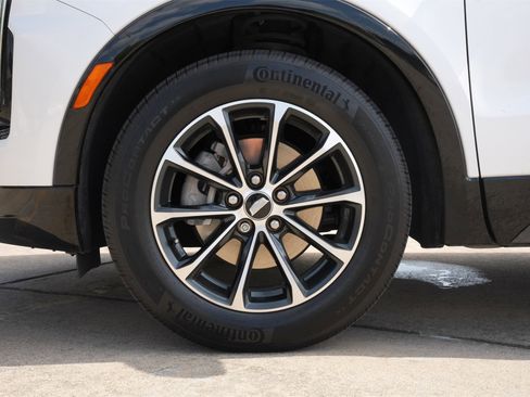 Used 2024 Cadillac XT4 Sport image 30