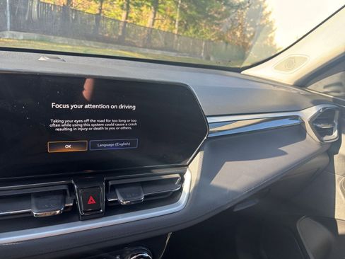 Used 2025 Chevrolet TrailBlazer LT image 33