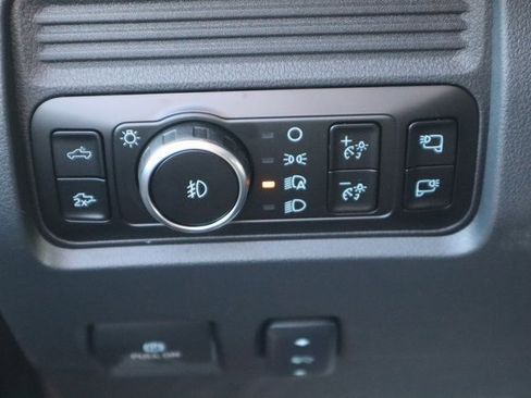 New 2026 Ford F350 Lariat w/ Black Appearance Package image 10