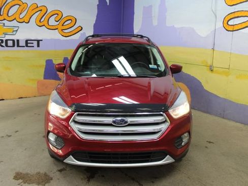 Used 2018 Ford Escape SE AWD/4WD image 3
