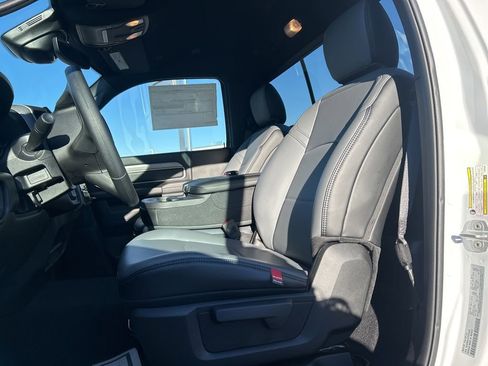 New 2026 RAM 2500 Tradesman AWD/4WD image 9