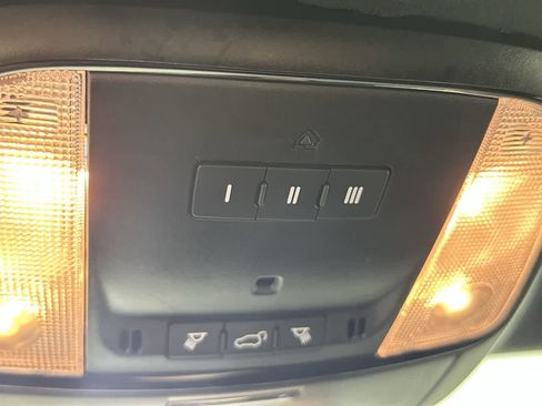 Used 2022 Dodge Durango GT image 37