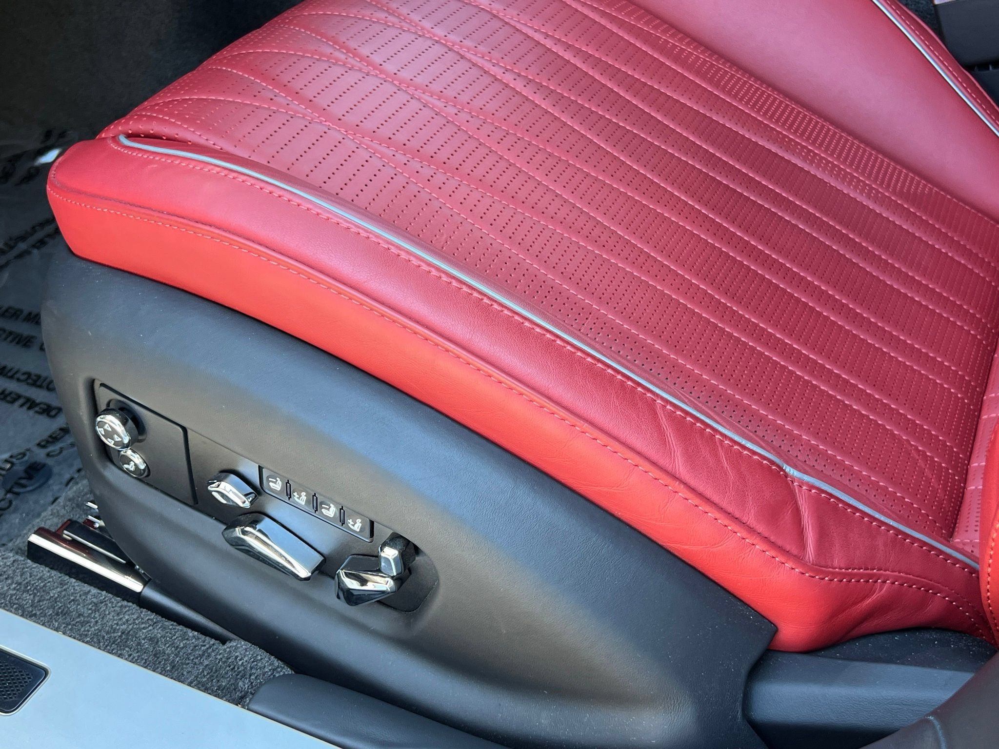 Used 2022 Bentley Flying Spur W12 AWD/4WD image 37