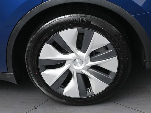 Used 2021 Tesla Model Y 2WD image 36