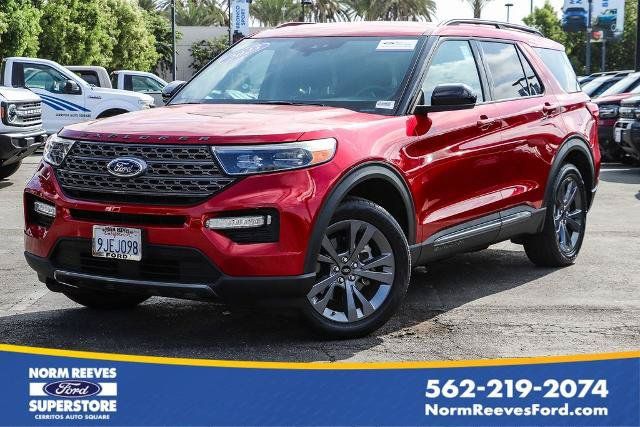 Certified 2023 Ford Explorer XLT w/ Equipment Group 202A RWD image 1