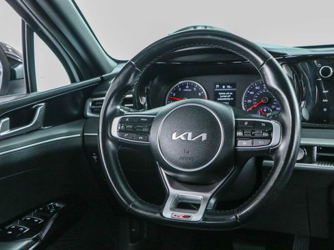 Used 2022 Kia K5 GT-Line FWD image 12