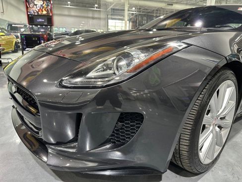 Used 2017 Jaguar F-TYPE Coupe RWD image 21