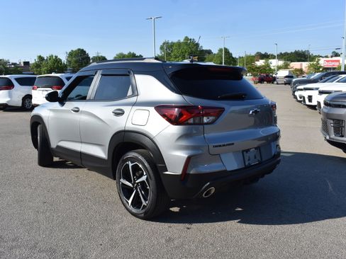 Used 2023 Chevrolet TrailBlazer RS w/ Sun and Liftgate Package image 7