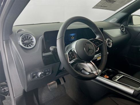 New 2026 Mercedes-Benz GLA 250 4MATIC image 10