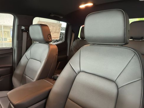 New 2026 Chevrolet Colorado Trail Boss w/ Off-Road Front Bumper Package image 5