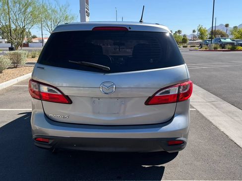 Used 2012 MAZDA MAZDA5 Sport FWD image 4