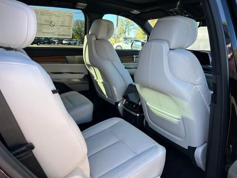 New 2026 Cadillac Vistiq Luxury AWD/4WD image 23
