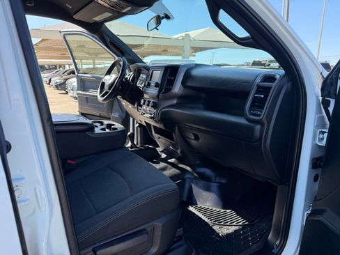 Used 2022 RAM 3500 Tradesman AWD/4WD image 17