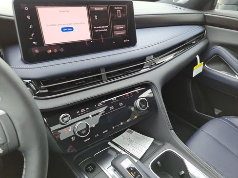 Certified 2026 INFINITI QX60 Sport w/ Dark Cargo Package AWD/4WD image 10