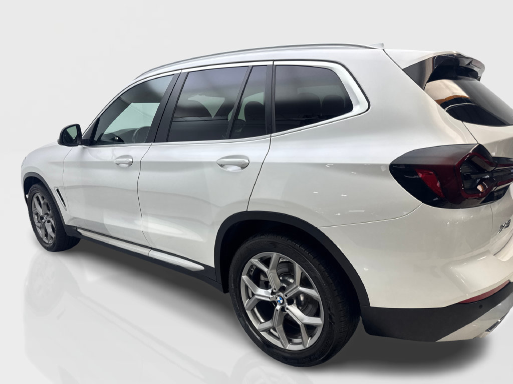 Used 2024 BMW X3 sDrive30i RWD image 16