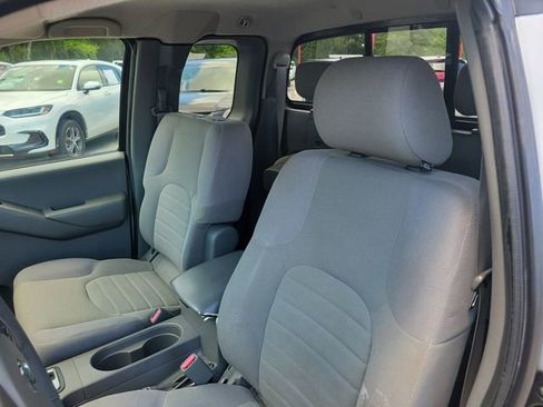 Used 2006 Nissan Frontier XE w/ (G01) XE Preferred Pkg RWD image 15