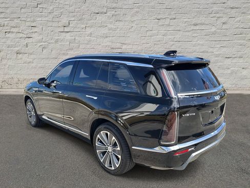 Used 2026 Cadillac Vistiq Luxury image 7