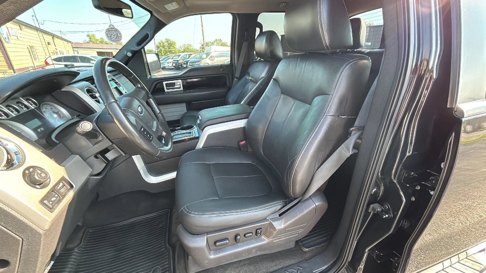 Used 2010 Ford F150 FX4 AWD/4WD image 11