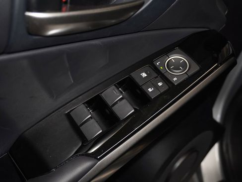 Used 2025 Lexus IS 300 F Sport image 13