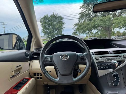 Used 2010 Lexus RX 350 2WD w/ Premium Pkg image 16