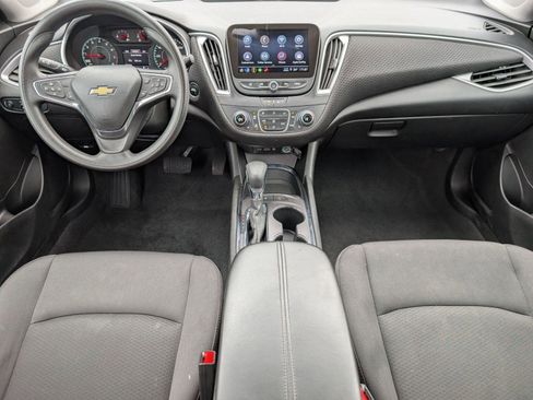 Used 2024 Chevrolet Malibu LT image 15