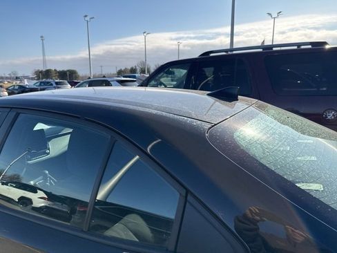 Used 2023 Toyota Corolla LE image 22