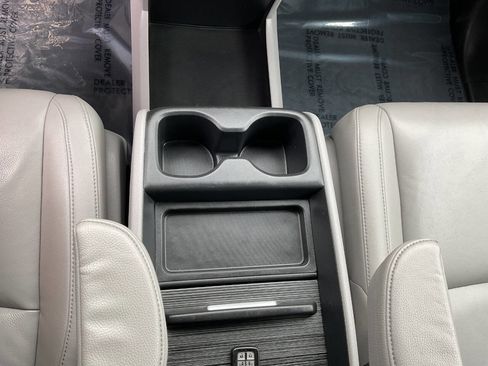 Used 2019 Honda Odyssey EX-L image 32