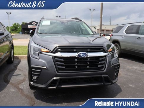 Used 2023 Subaru Ascent Limited w/ Technology Package AWD/4WD image 5
