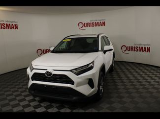Used 2022 Toyota RAV4 XLE w/ Convenience Package AWD/4WD video 1