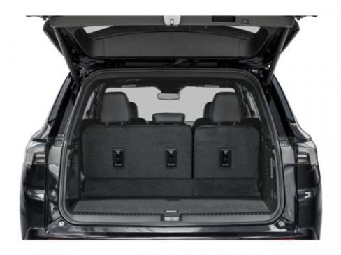 Used 2025 Buick Enclave Avenir w/ Super Cruise Package image 13