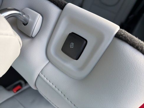 New 2025 Ford Explorer Platinum w/ Ultimate Package image 20