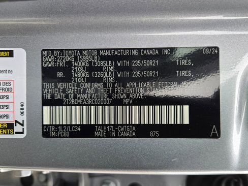 Used 2024 Lexus RX 500h F Sport w/ Cold Area Package image 32