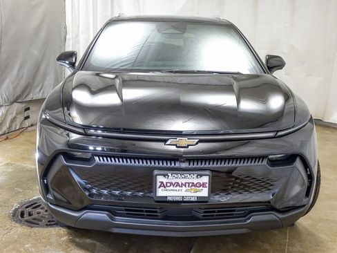 New 2026 Chevrolet Equinox EV LT image 5