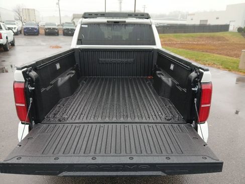 New 2025 Toyota Tacoma TRD Off-Road image 9