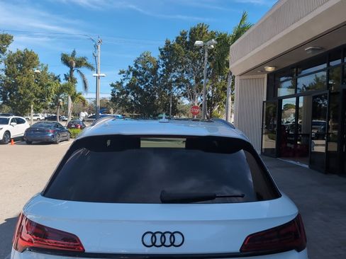Used 2024 Audi SQ5 Premium Plus image 6