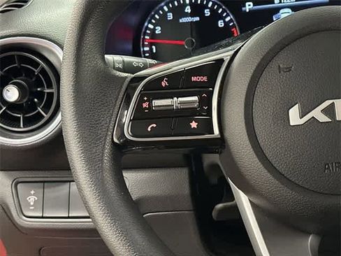 Used 2023 Kia Forte LXS image 8