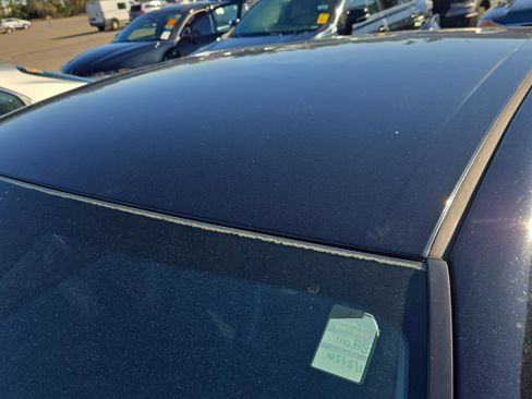 Used 2020 Toyota Camry SE image 8