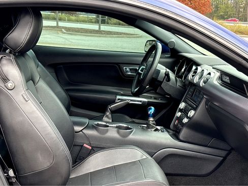 Used 2016 Ford Mustang GT image 6