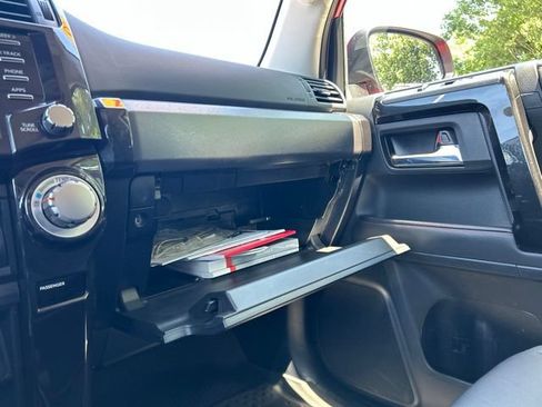 Used 2021 Toyota 4Runner TRD Off-Road Premium w/ Moonroof Package AWD/4WD image 64