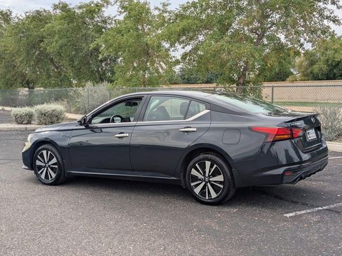 Certified 2022 Nissan Altima 2.5 SL image 4