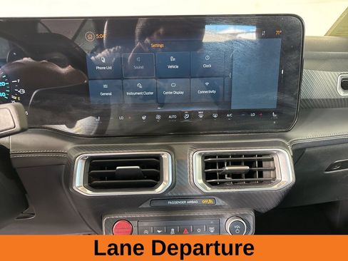 Used 2025 Ford Mustang Premium RWD image 15